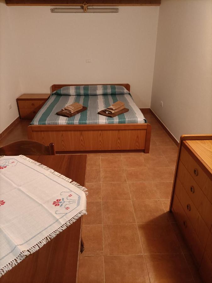 Casa Oasi Appartement Villa Cameroni Buitenkant foto